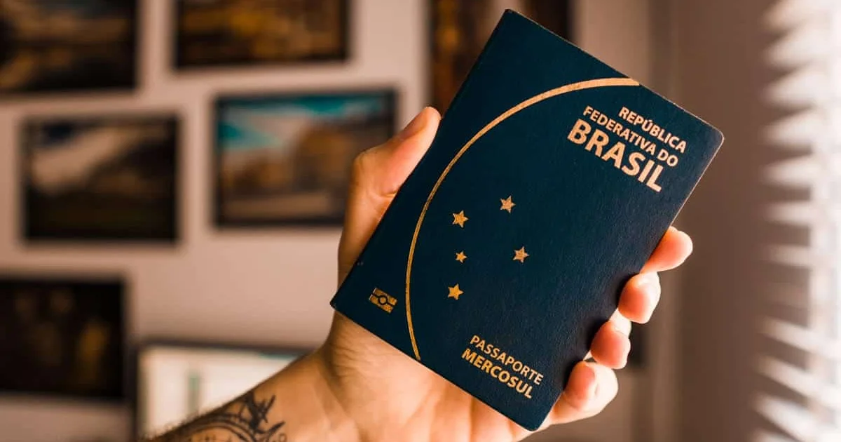 Passaporte brasileiro no exterior pode levar até oito semanas após mudança na impressão