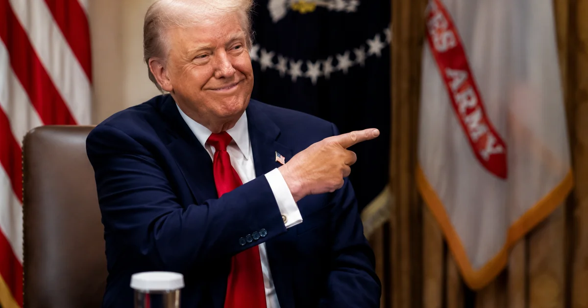 Ordem de Trump amplia controle sobre ITIN, renda e status migratório no sistema financeiro