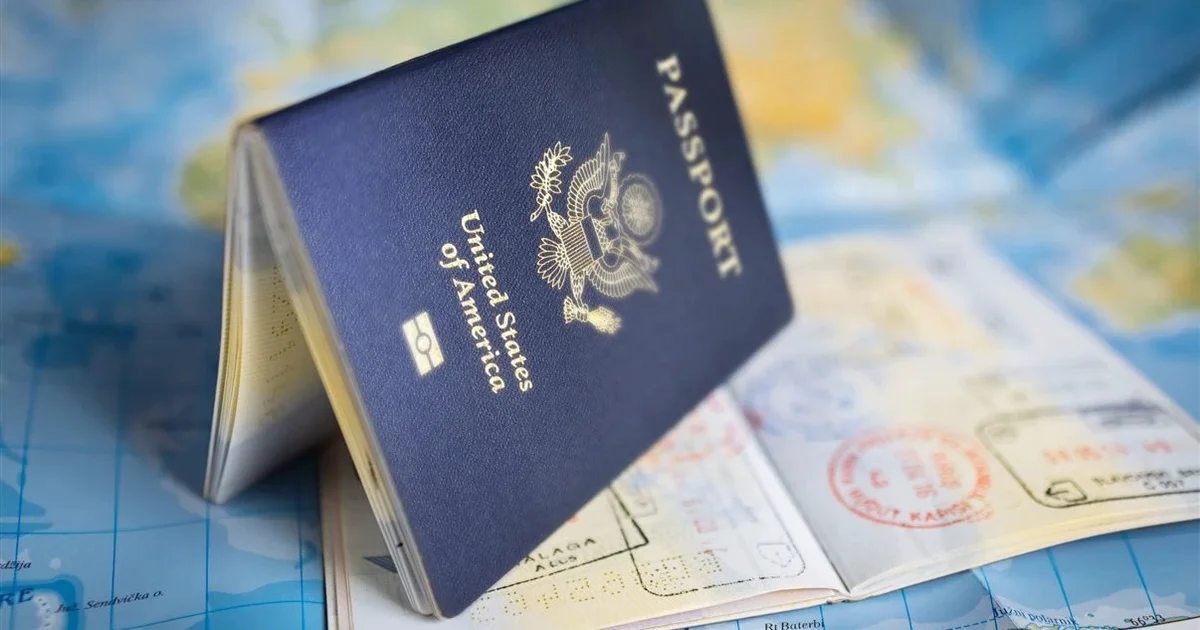 EUA pausam entrevistas de visto de imigrante no mundo e começam a remarcar candidatos